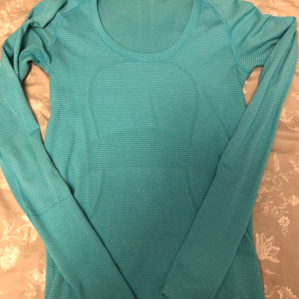 Lululemon Swiftly Tech Long Sleeve Crew